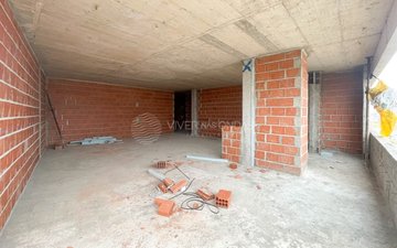 Property slide 42