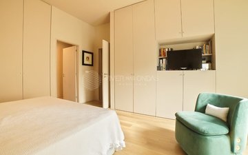 Property slide 14
