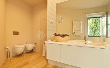 Property slide 16