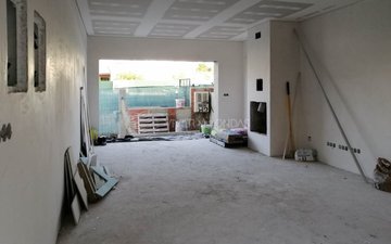 Property slide 19