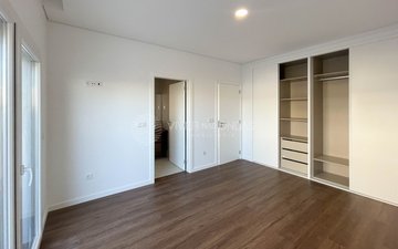 Property slide 22