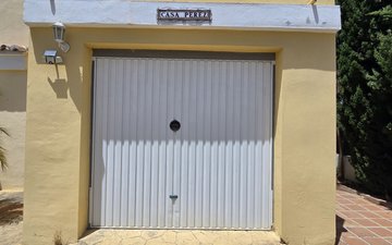 Property slide 10