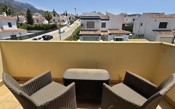 Property slide 24