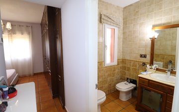 Property slide 36