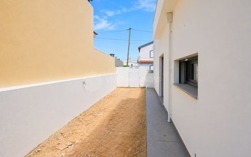 Property slide 20