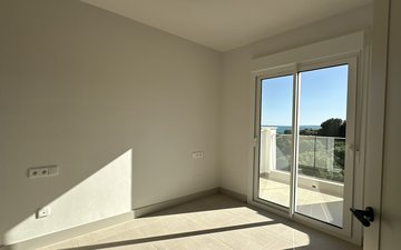 Property slide 32