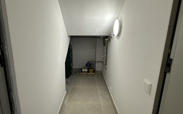 Property slide 42