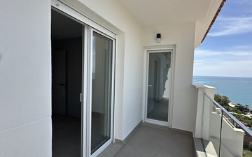 Property slide 21