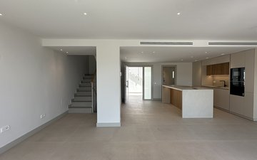Property slide 15