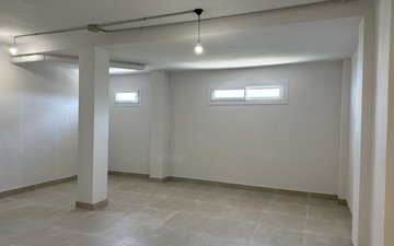Property slide 40