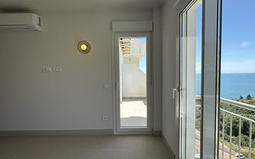 Property slide 25