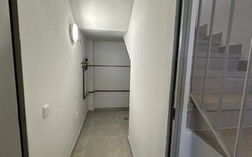 Property slide 40