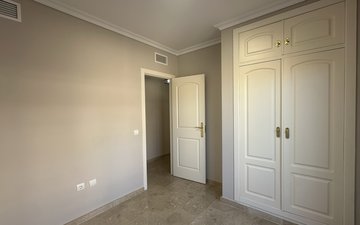 Property slide 22