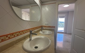 Property slide 39