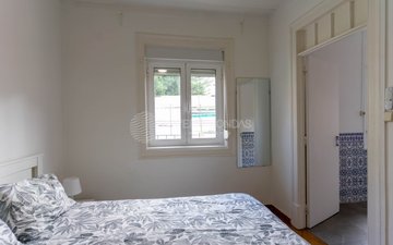 Property slide 18
