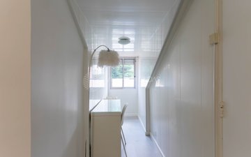 Property slide 32