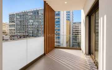 Property slide 10