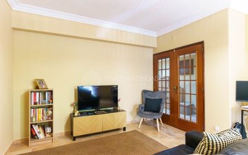 Property slide 10