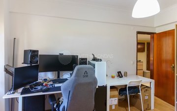 Property slide 19