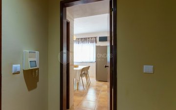 Property slide 22