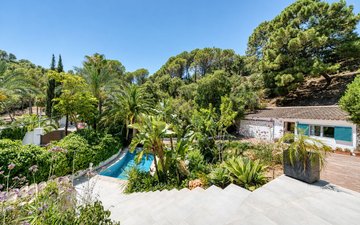 Property slide 8