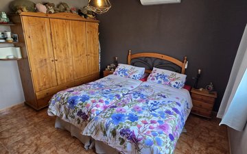 Property slide 21