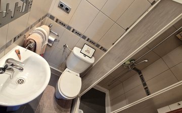 Property slide 19