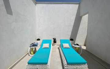 Property slide 29