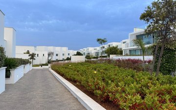 Property slide 50