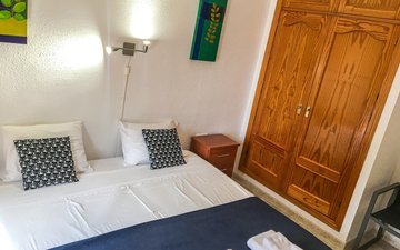 Property slide 40