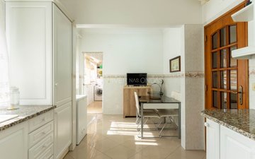 Property slide 14