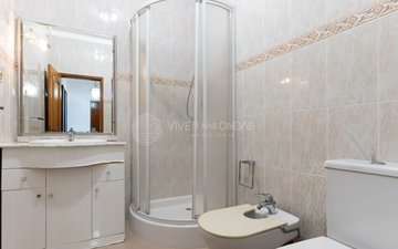 Property slide 23
