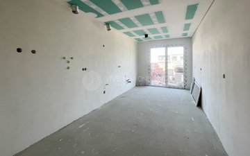 Property slide 5