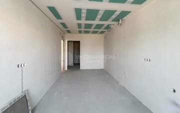 Property slide 7