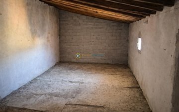Property slide 35