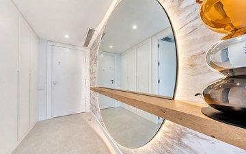 Property slide 32