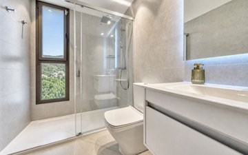 Property slide 39