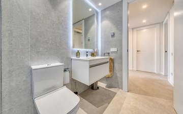 Property slide 40