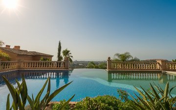 Property slide 37