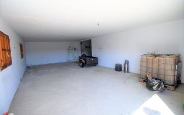 Property slide 34