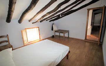 Property slide 22