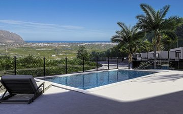 Property slide 4