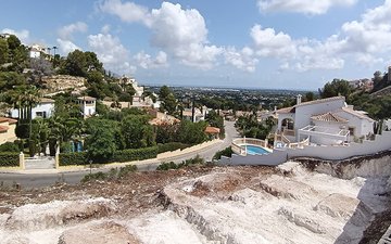 Property slide 18