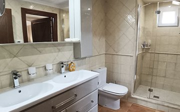 Property slide 22