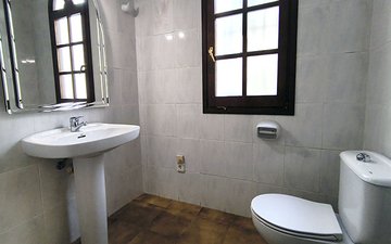 Property slide 28