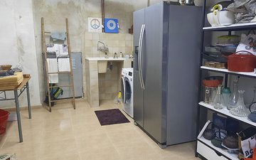 Property slide 39