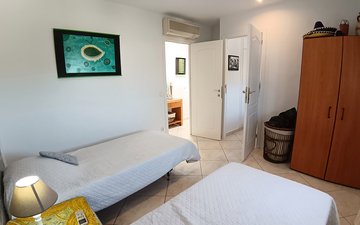 Property slide 31