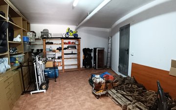 Property slide 44