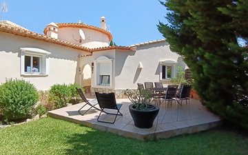 Property slide 32