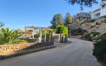 Property slide 34